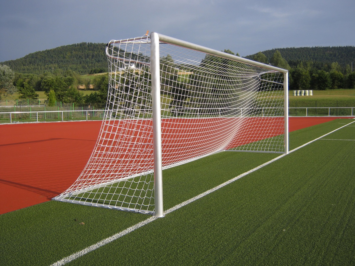 Fußballtor Alu natur mit Netzbügeln - PREMIUM - integrierte Netzaufhängung - 7,32 x 2,44 m - aus Aluminium